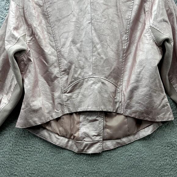 Torrid NWT Size 2 Rose Gold Metallic Moto Jacket Faux Leather Zip Sleeves Lined - Picture 9 of 13